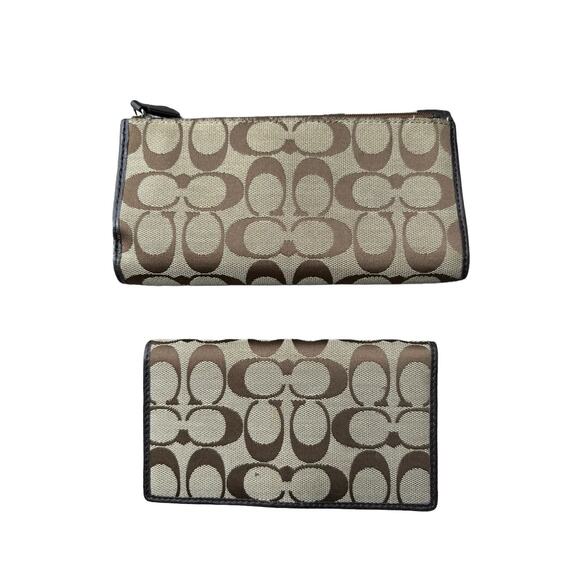 Coach Khaki Park Signature Turnlock Checkbook Wallet - Picture 2 of 7